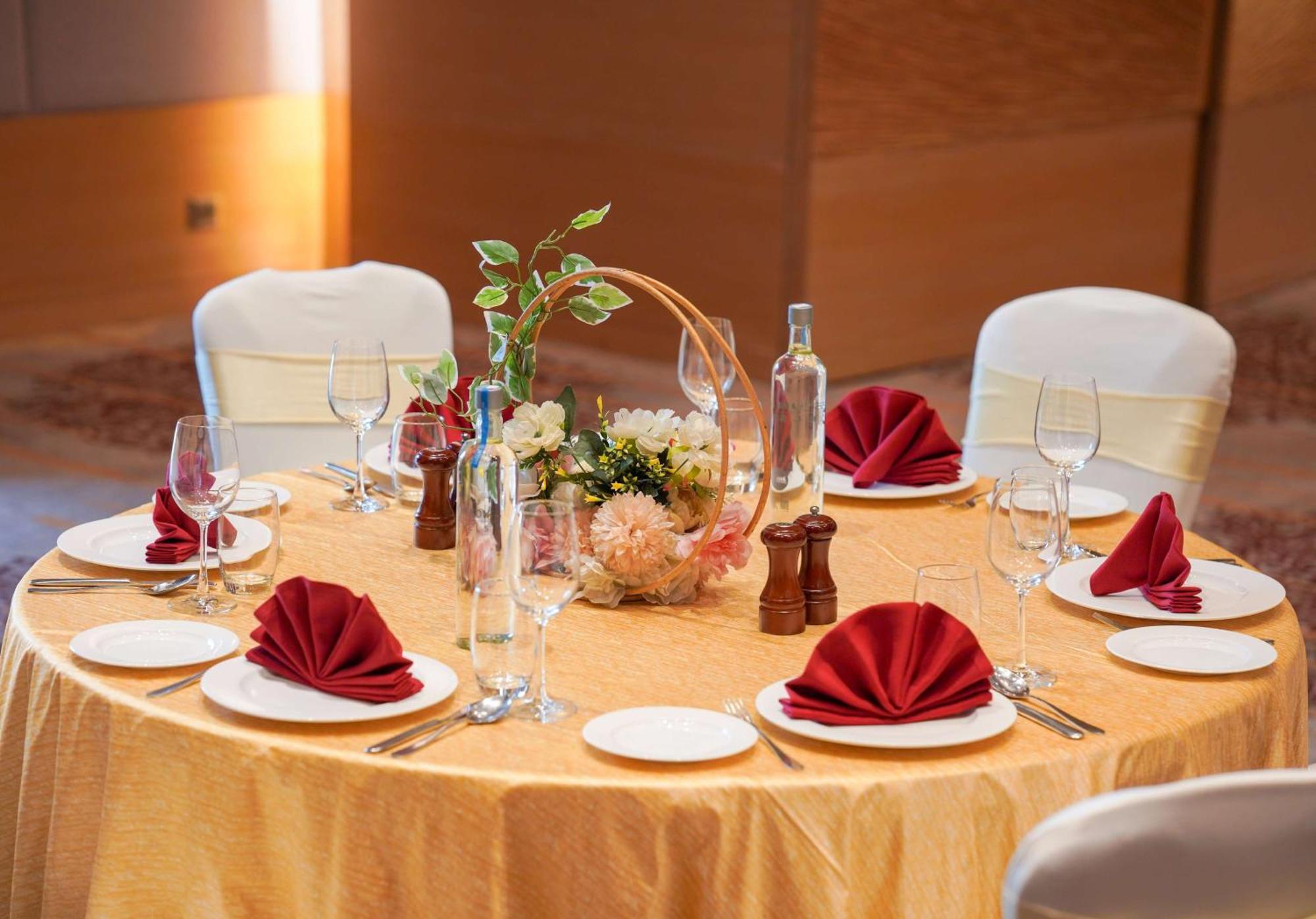 Radisson Blu Hotel Amritsar Exterior photo A table set for a formal dinner